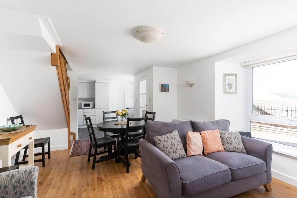 Charming 3 Bedroom Harbour Cottage With Parking Penzance Buitenkant foto