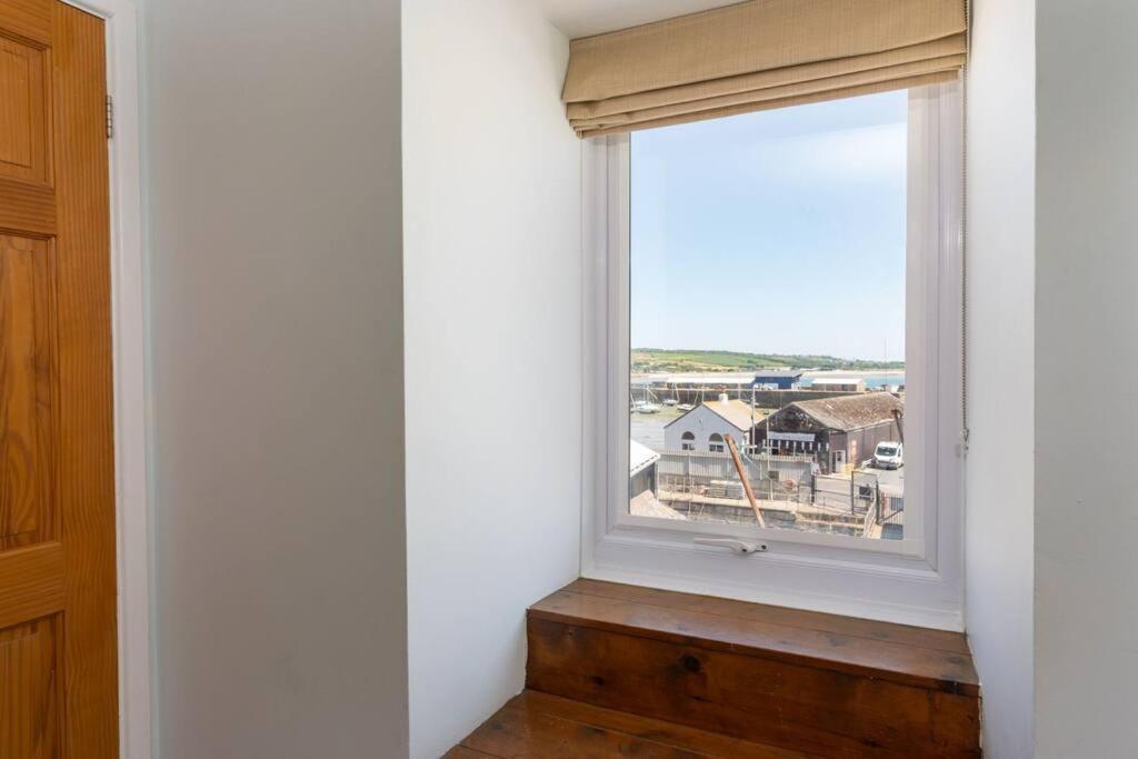 Charming 3 Bedroom Harbour Cottage With Parking Penzance Buitenkant foto